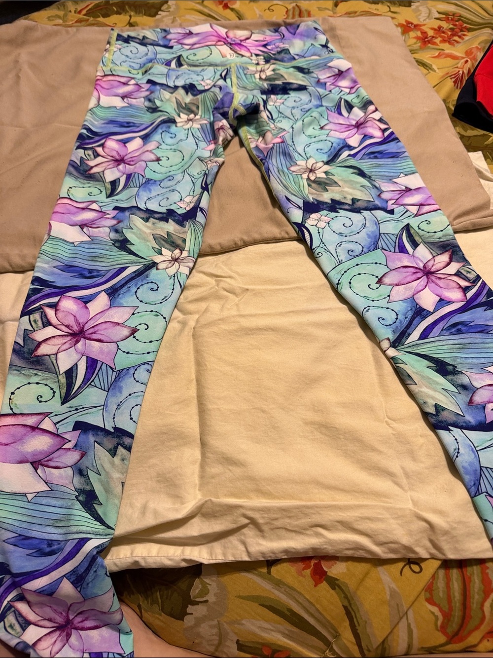 Danaloufit Floral Watercolor Leggings - Purple, Blue & Mint